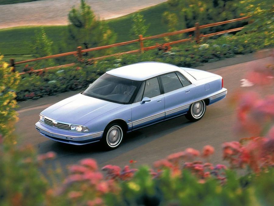  Oldsmobile Ninety-Eight 1991 года  (фото 9 из 13)